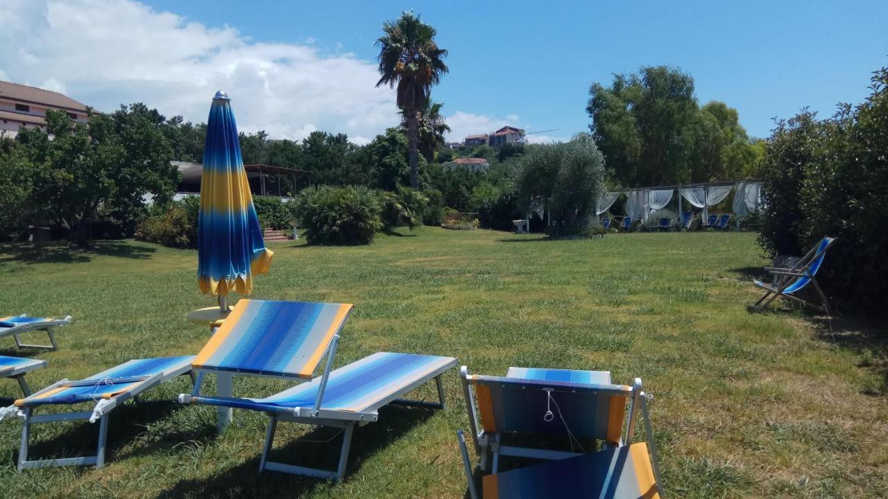 La Dimora Dei 5 Sensi Bed and Breakfast Faiano Exteriör bild